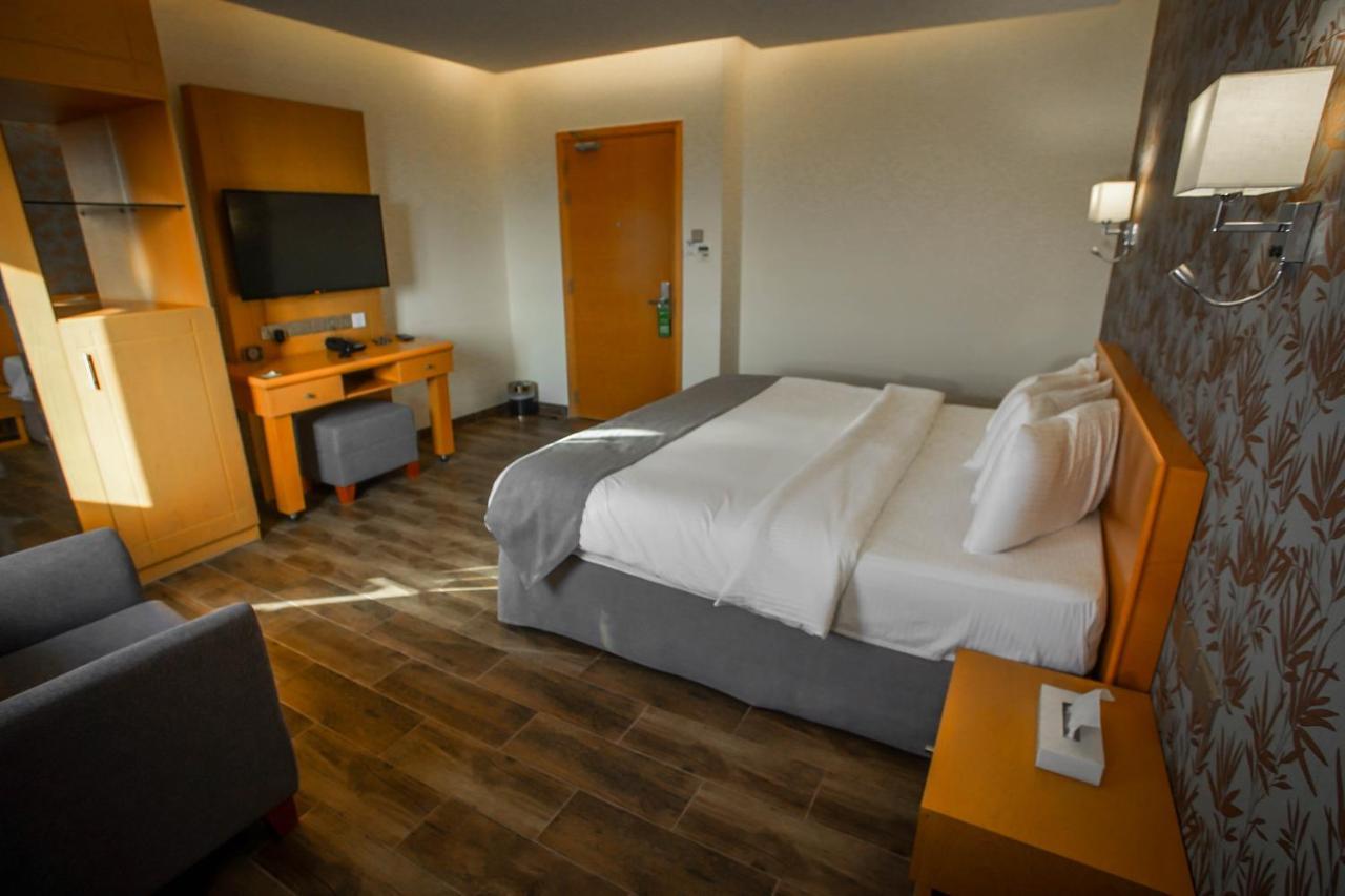 Sama Muscat Hotel Al Khawd Zewnętrze zdjęcie